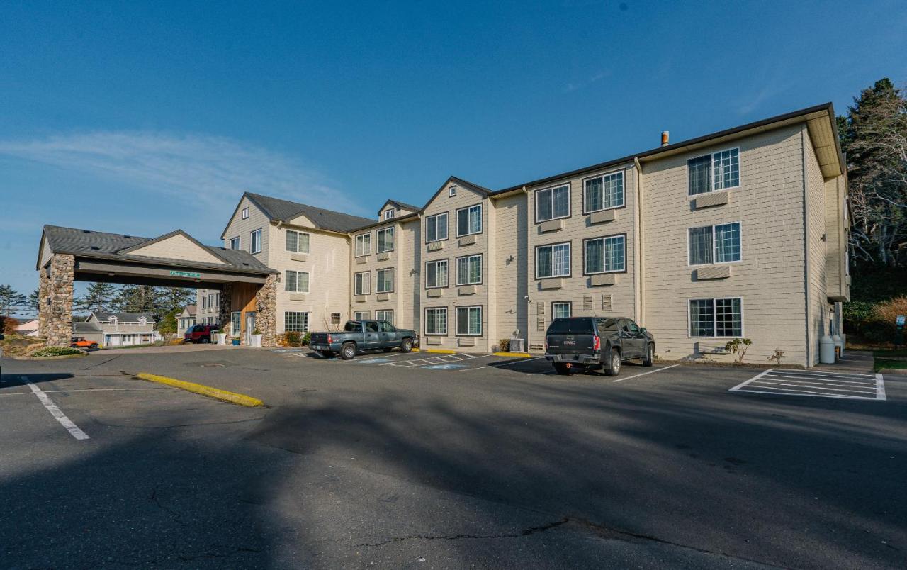 The Ashley Inn & Suites Lincoln City Exteriör bild