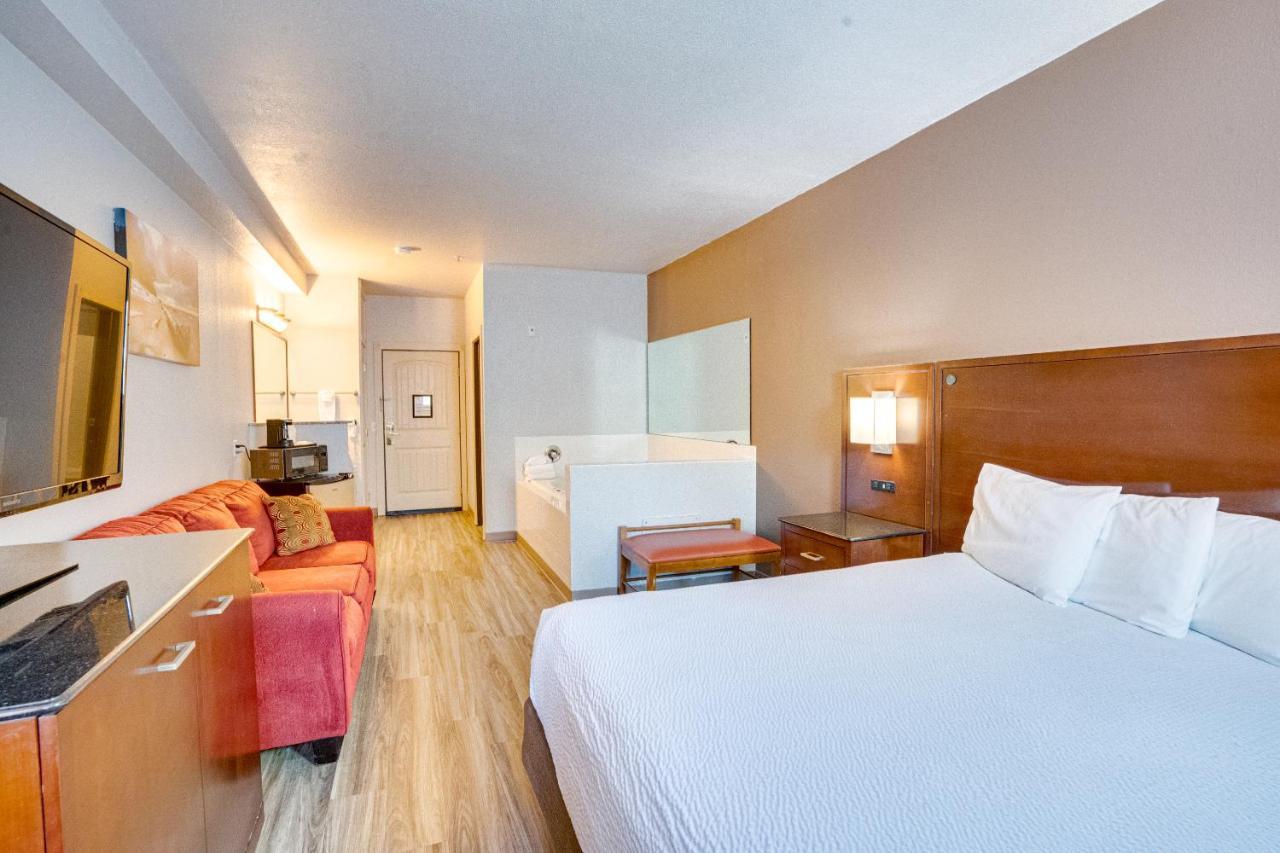 The Ashley Inn & Suites Lincoln City Exteriör bild