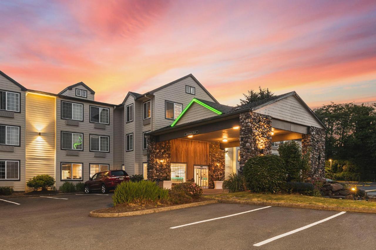 The Ashley Inn & Suites Lincoln City Exteriör bild